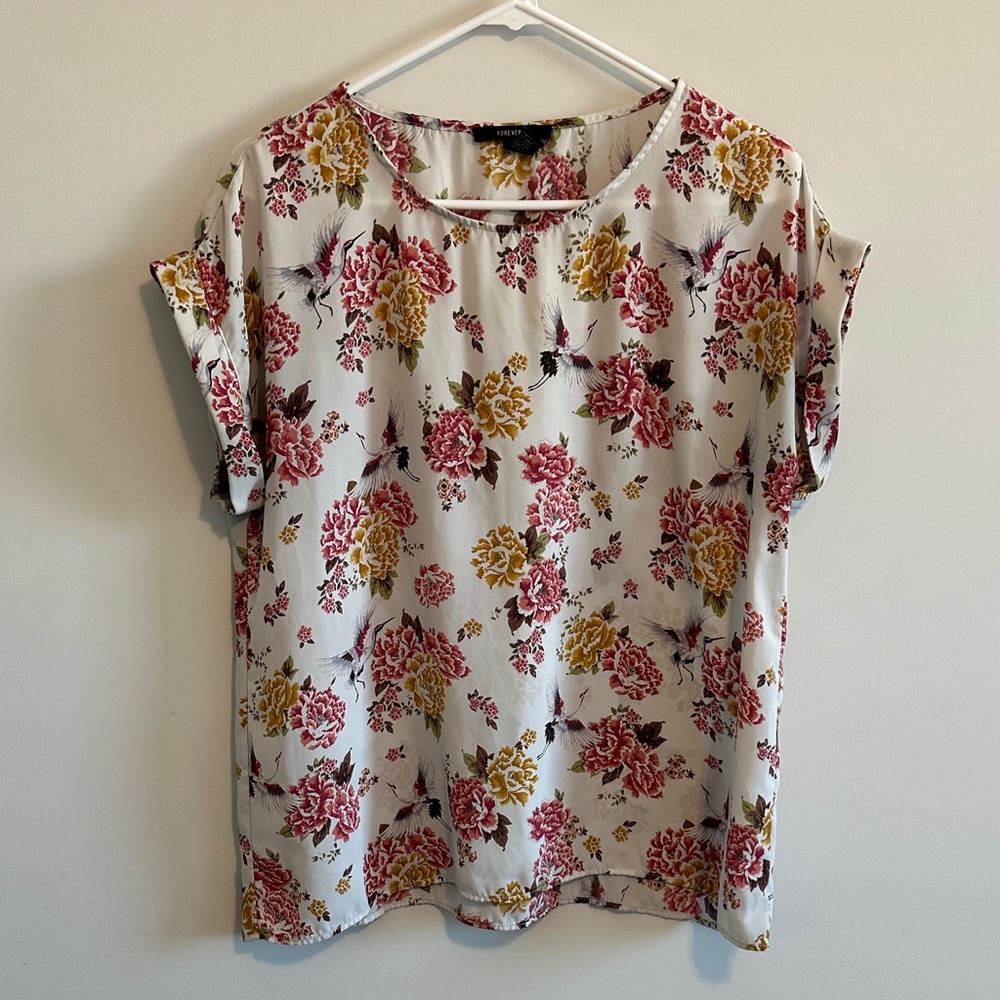 Forever 21 Floral Crane Blouse Size Medium
